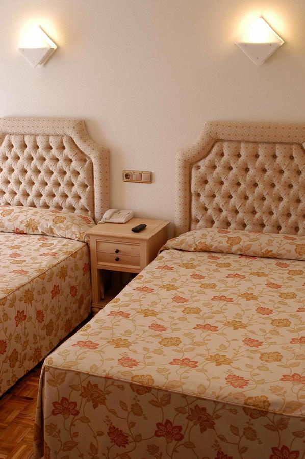 Hotel Julia Aranda de Duero Rom bilde